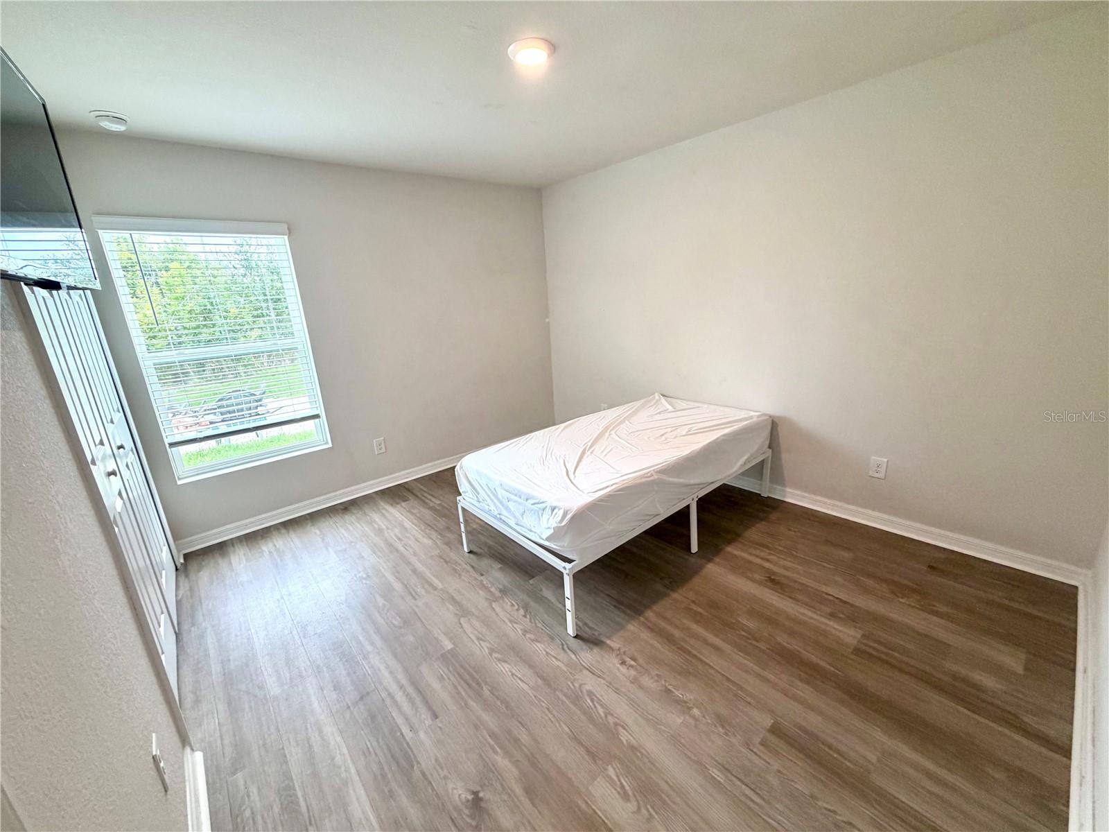 11034 Carnegie Ave. Property Photo 16