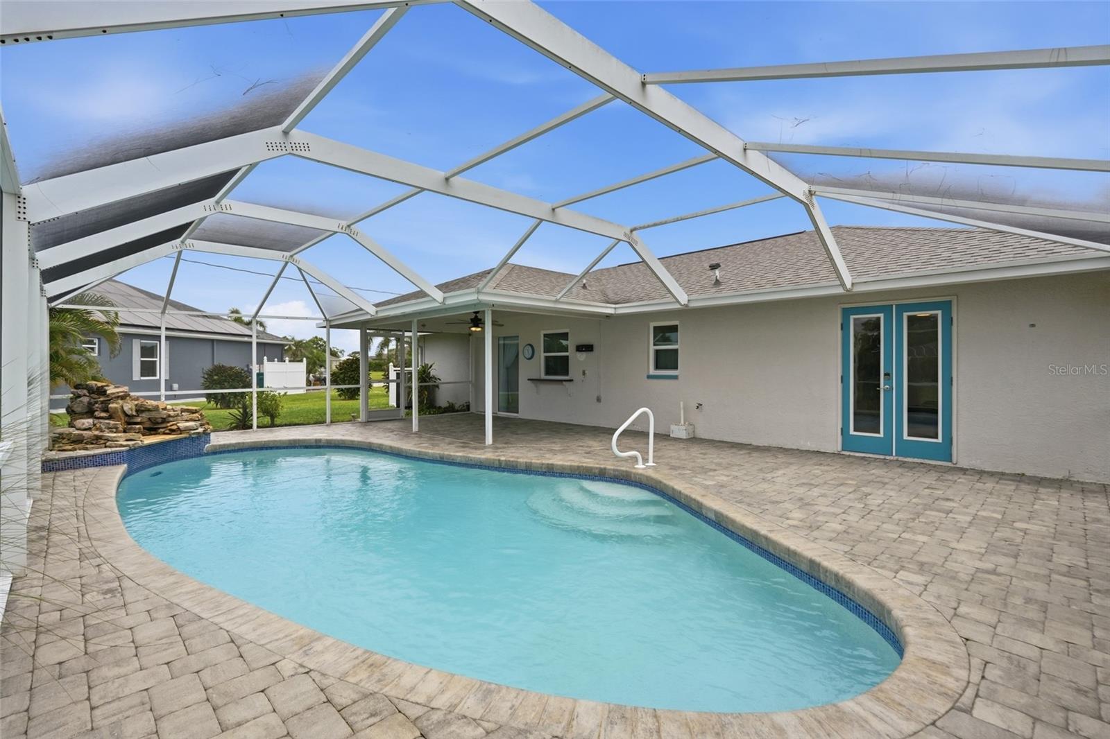 25449 Doredo Dr Property Photo 17