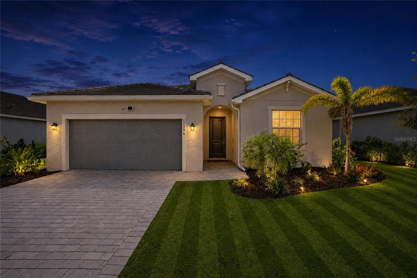 11296 PINOT DR Property Photo 1