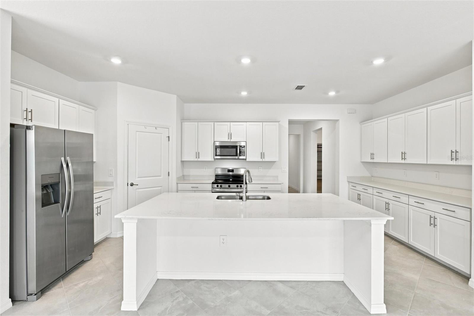 11296 Pinot Dr Property Photo 8