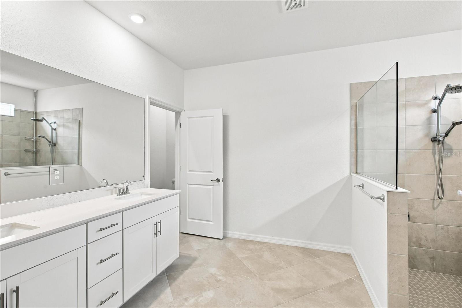 11296 Pinot Dr Property Photo 18