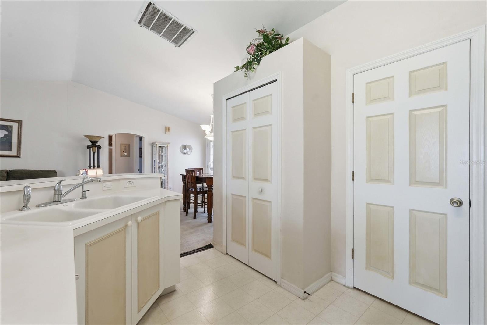 C7529258 Property Photo 13