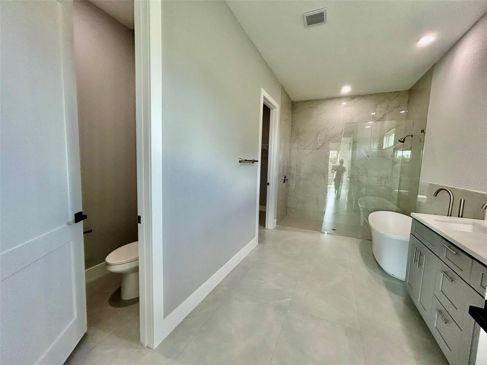 8147 Tracy Cir Property Photo 11
