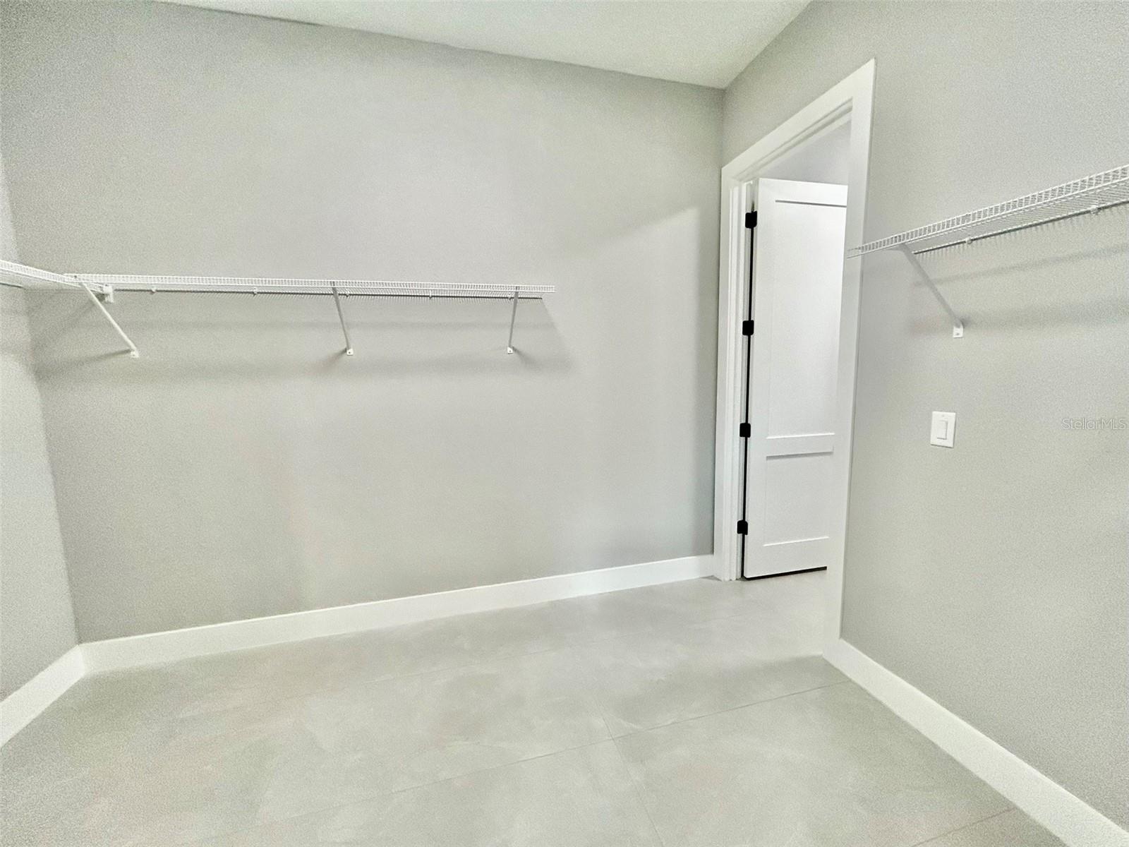 8147 Tracy Cir Property Photo 14