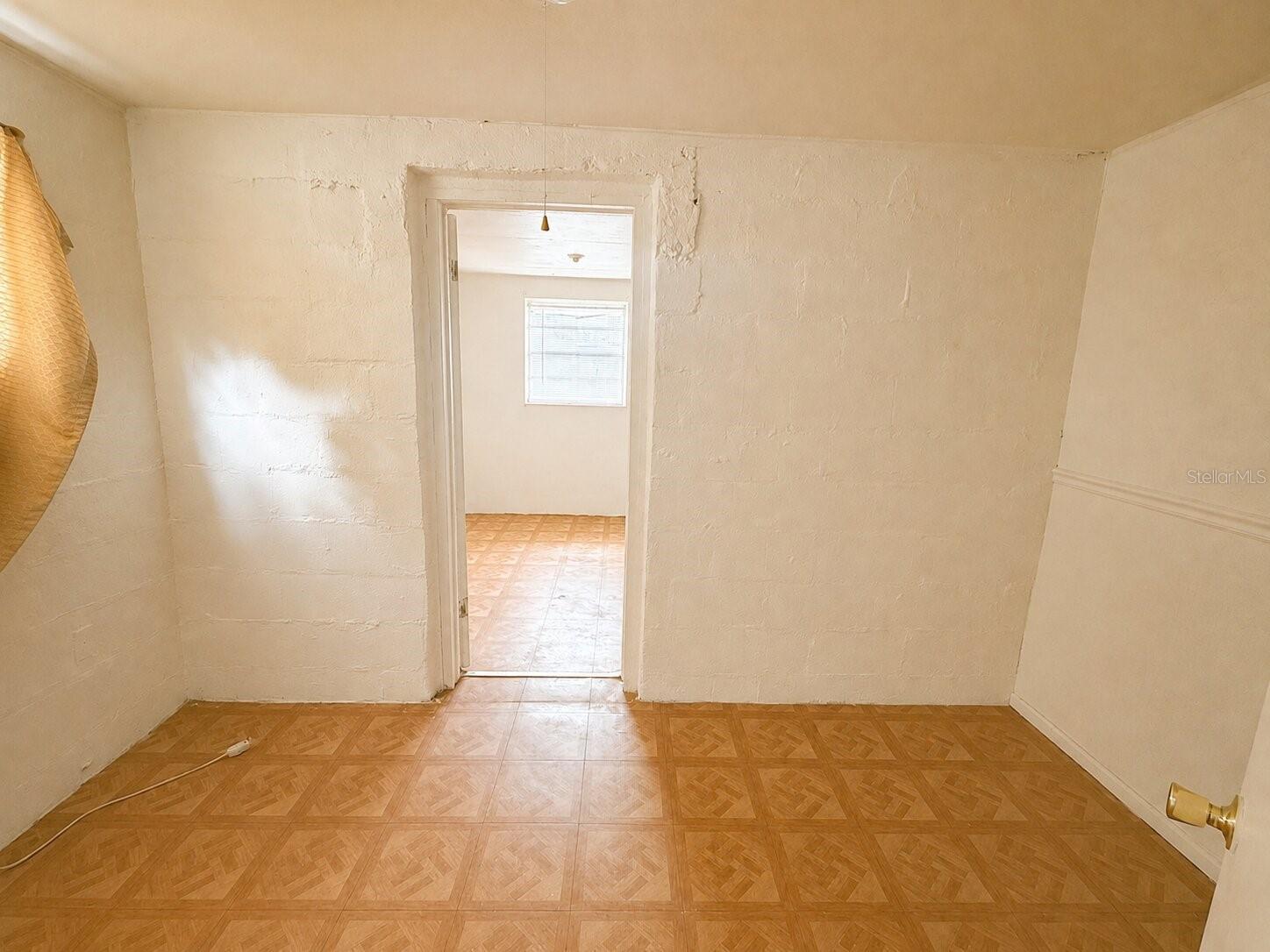207 S Lee Ave Property Photo 11