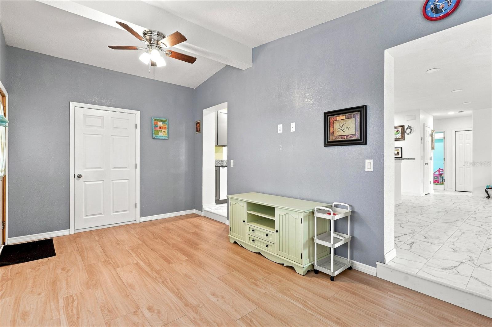 22018 Catherine Ave Property Photo 14