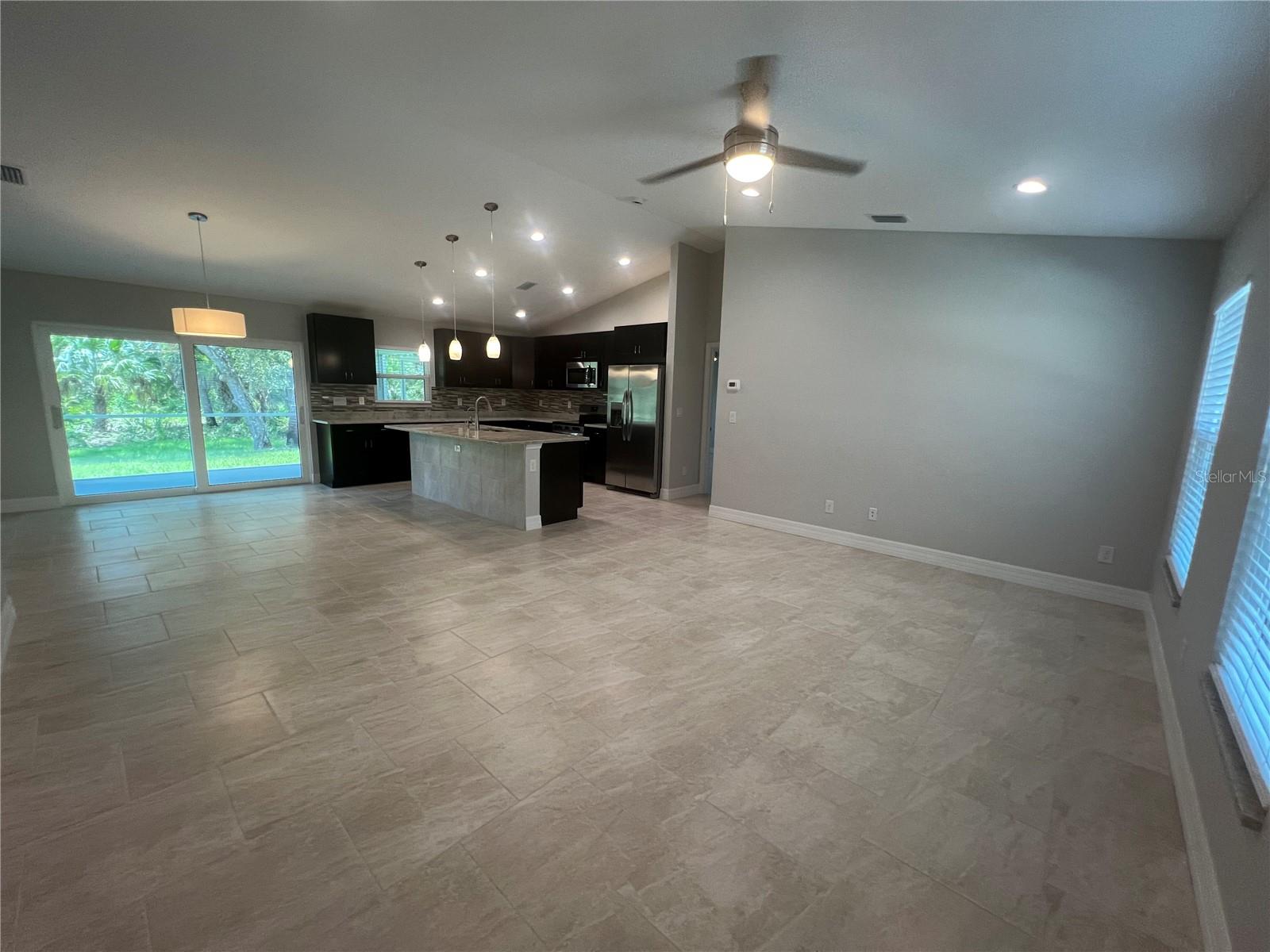 4895 Las Almanos Ave Property Photo 3