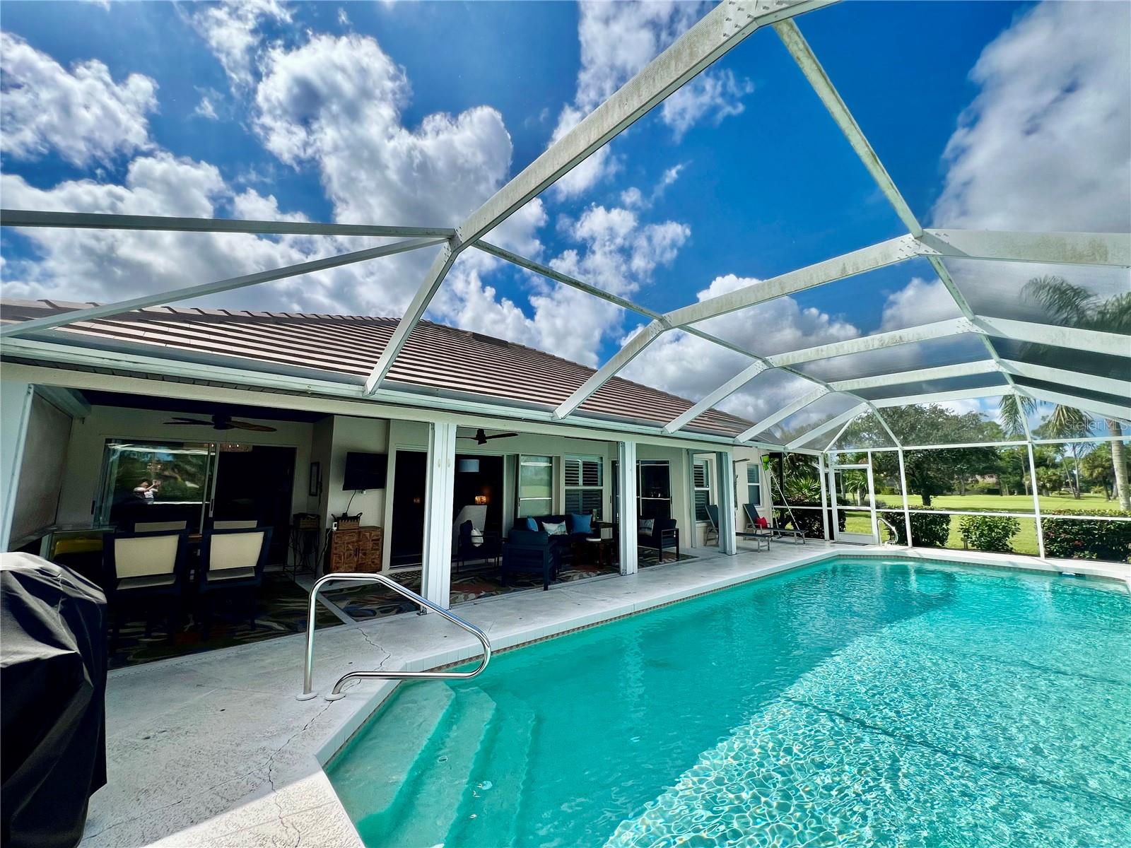 4061 King Tarpon Dr Property Photo 4