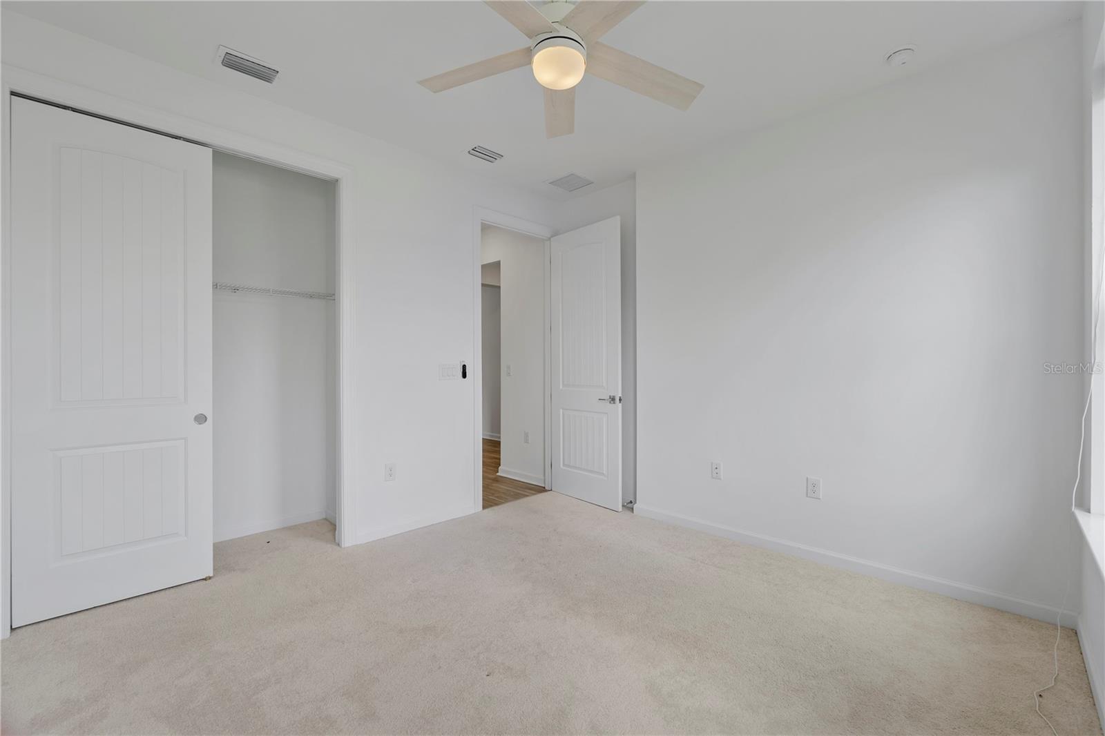 42530 Atlas Dr Property Photo 8