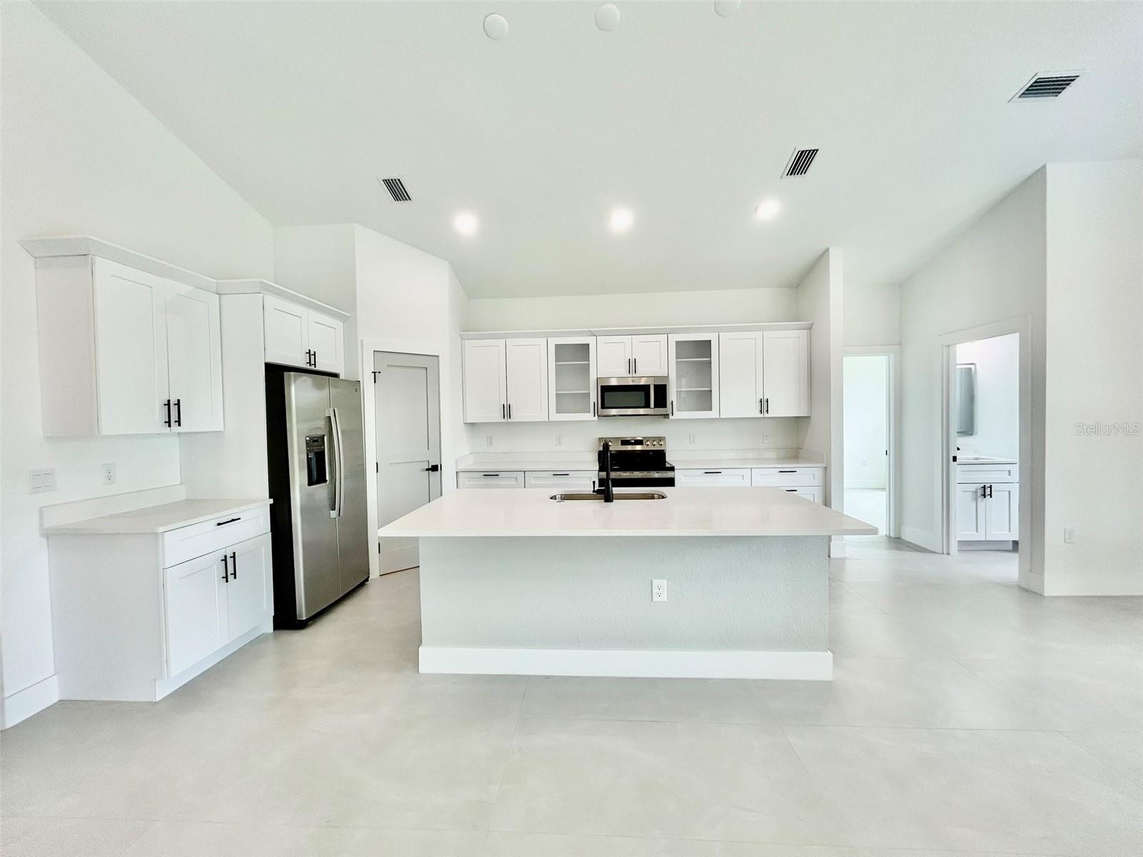8181 Tecumseh Cir Property Photo 8