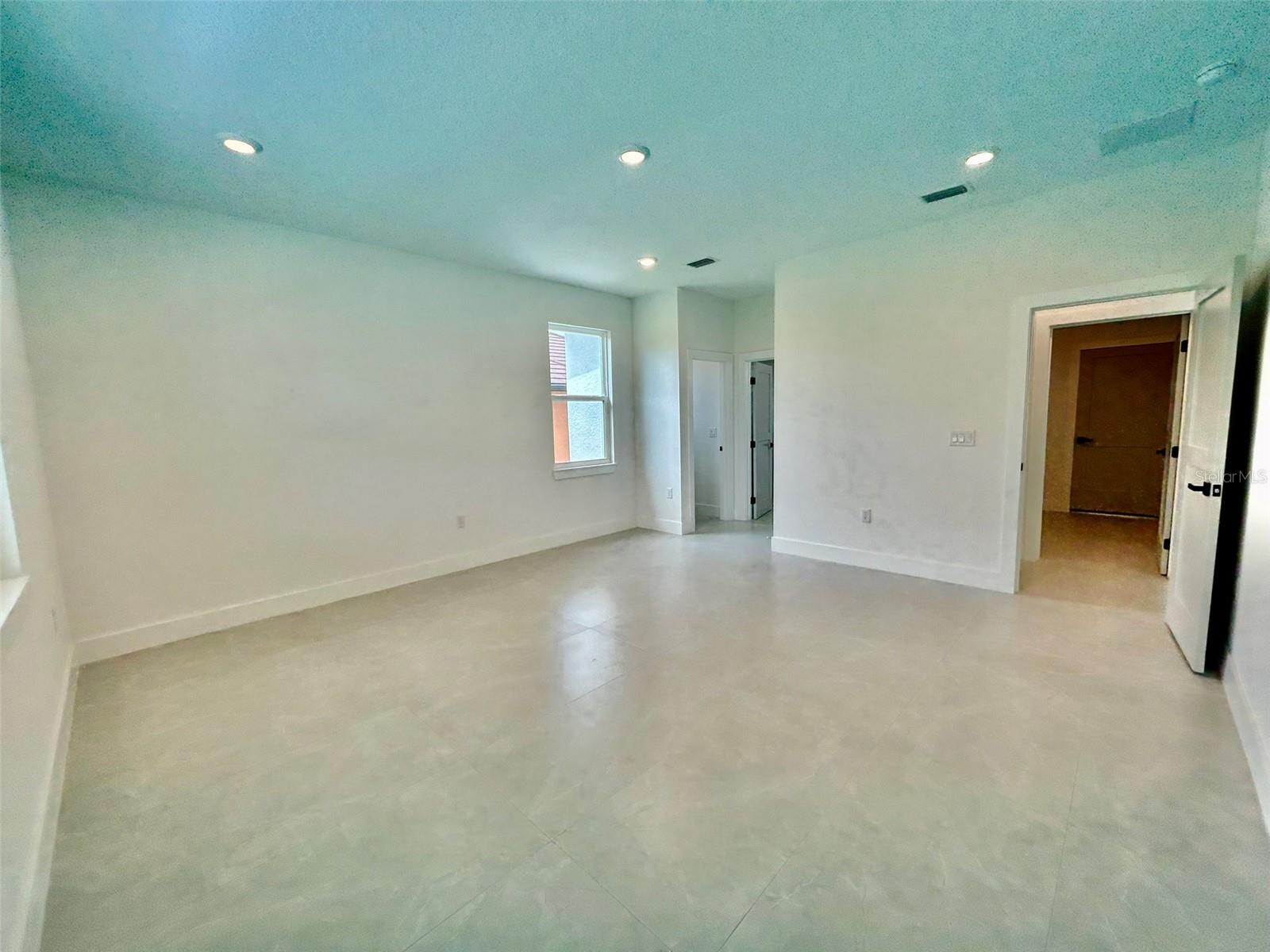 8181 Tecumseh Cir Property Photo 15
