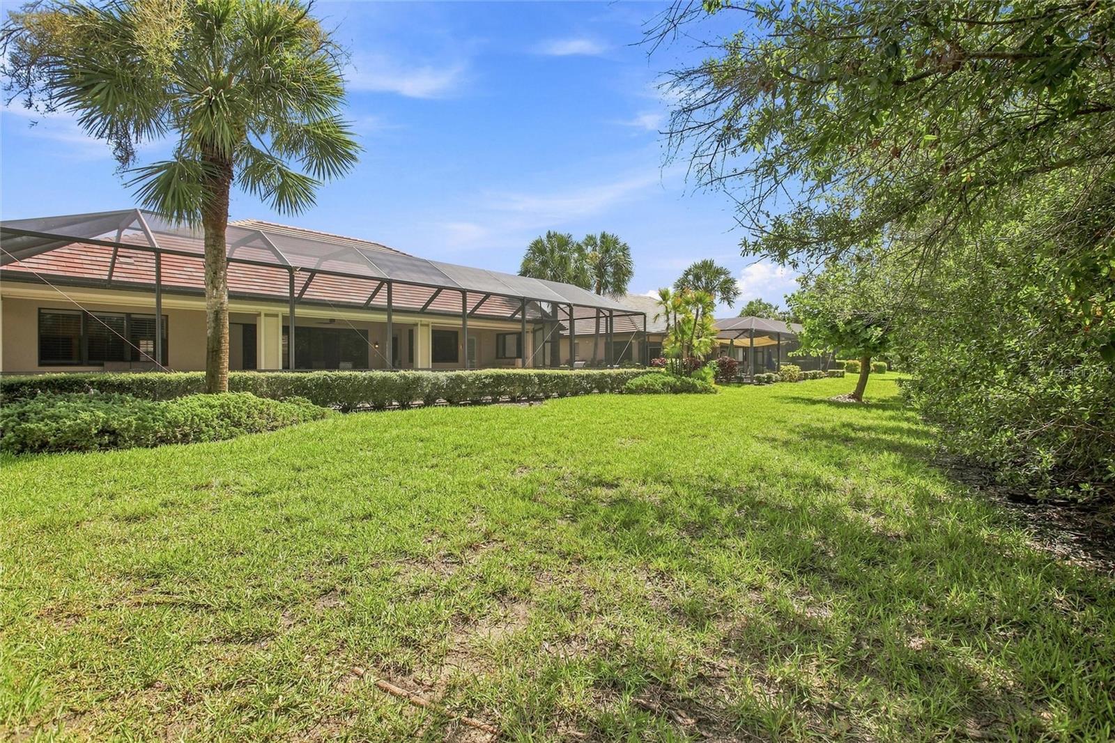 9295 Trieste Dr Property Photo 13