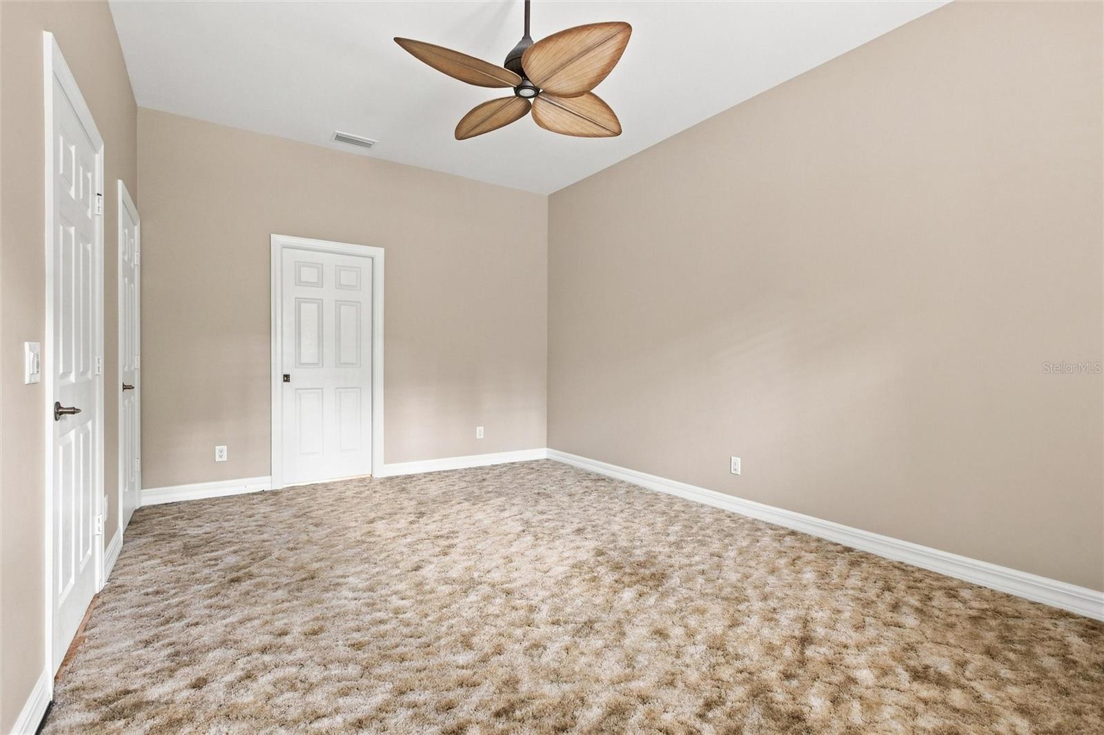 9295 Trieste Dr Property Photo 56