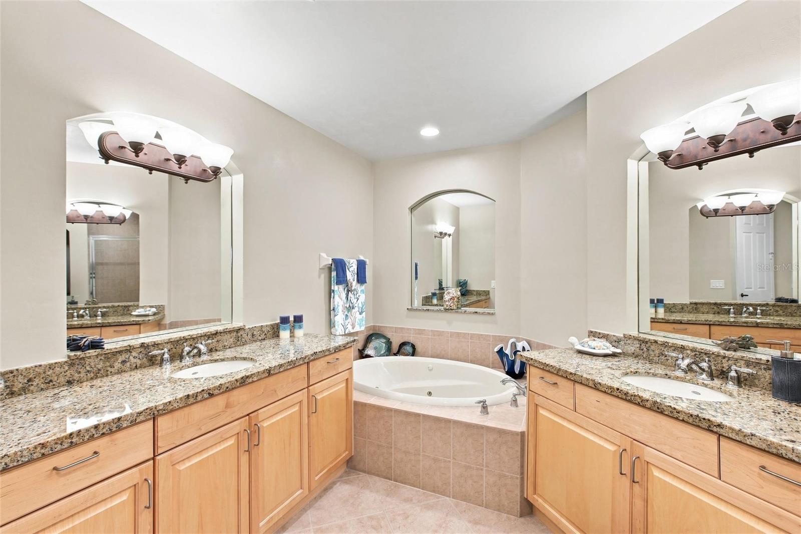 87 Vivante Blvd #206 Property Photo 25