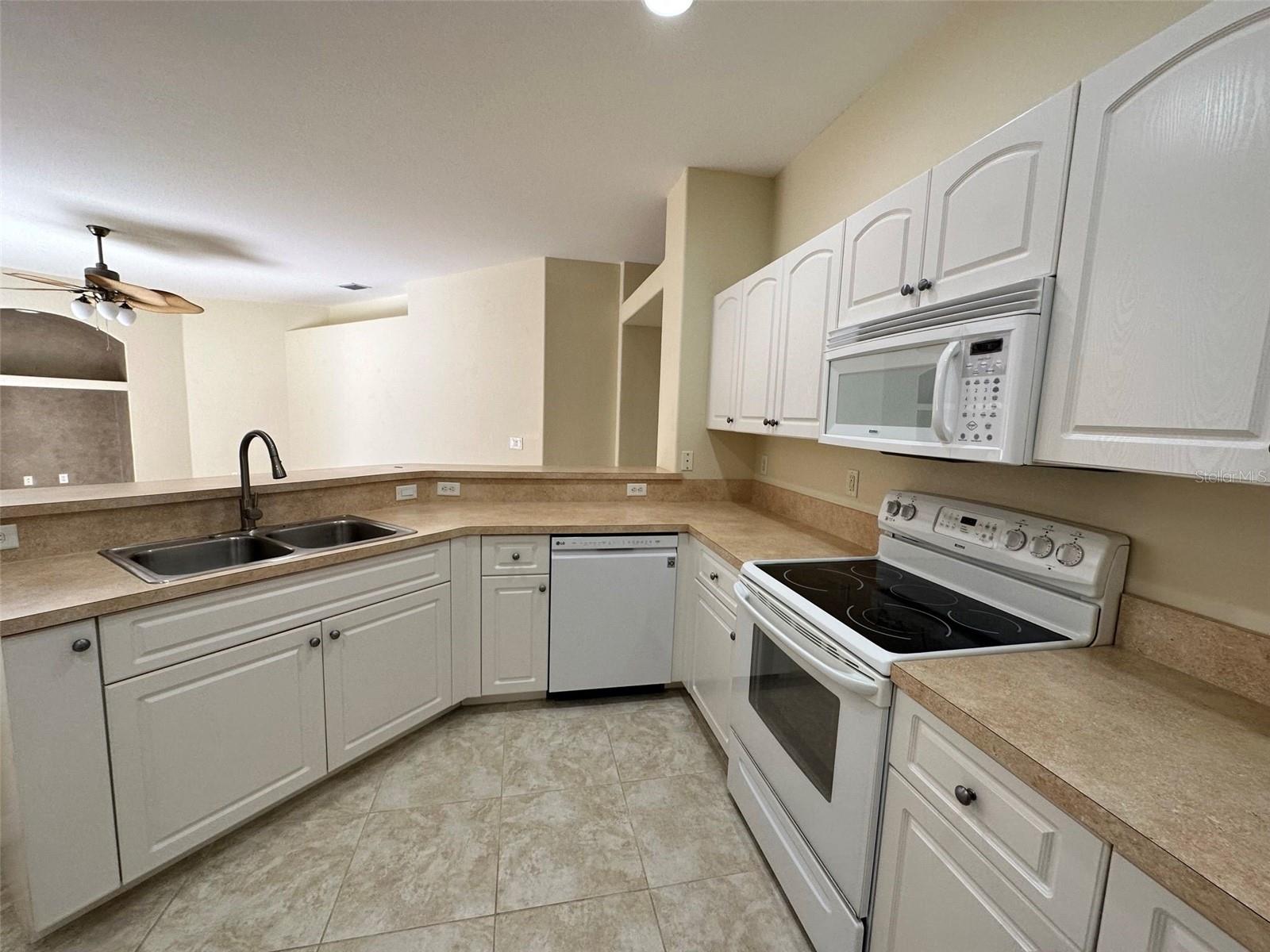 3643 Spinner Ave Property Photo 4