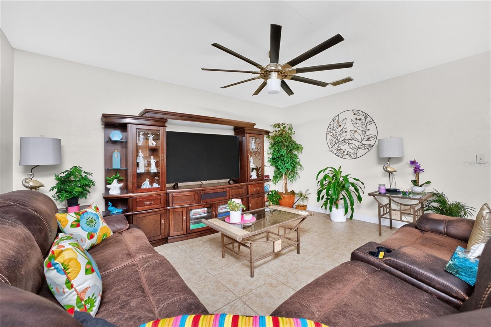 25033 Lalique Pl Property Photo 10