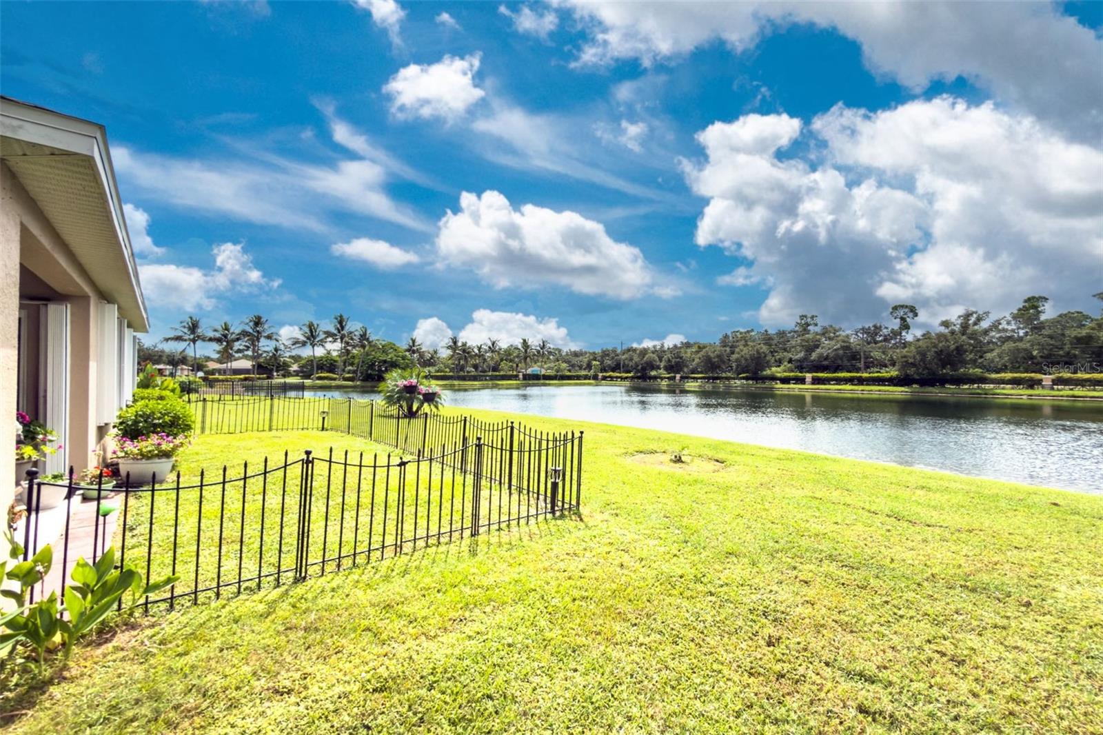 25033 Lalique Pl Property Photo 24