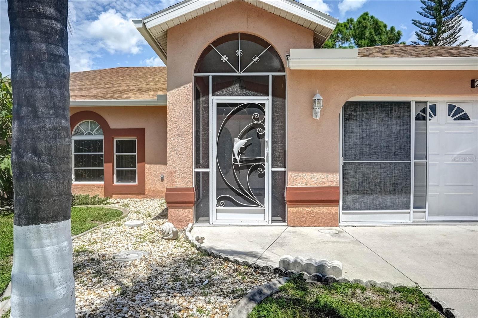 23174 Ranger Ave Property Photo 1