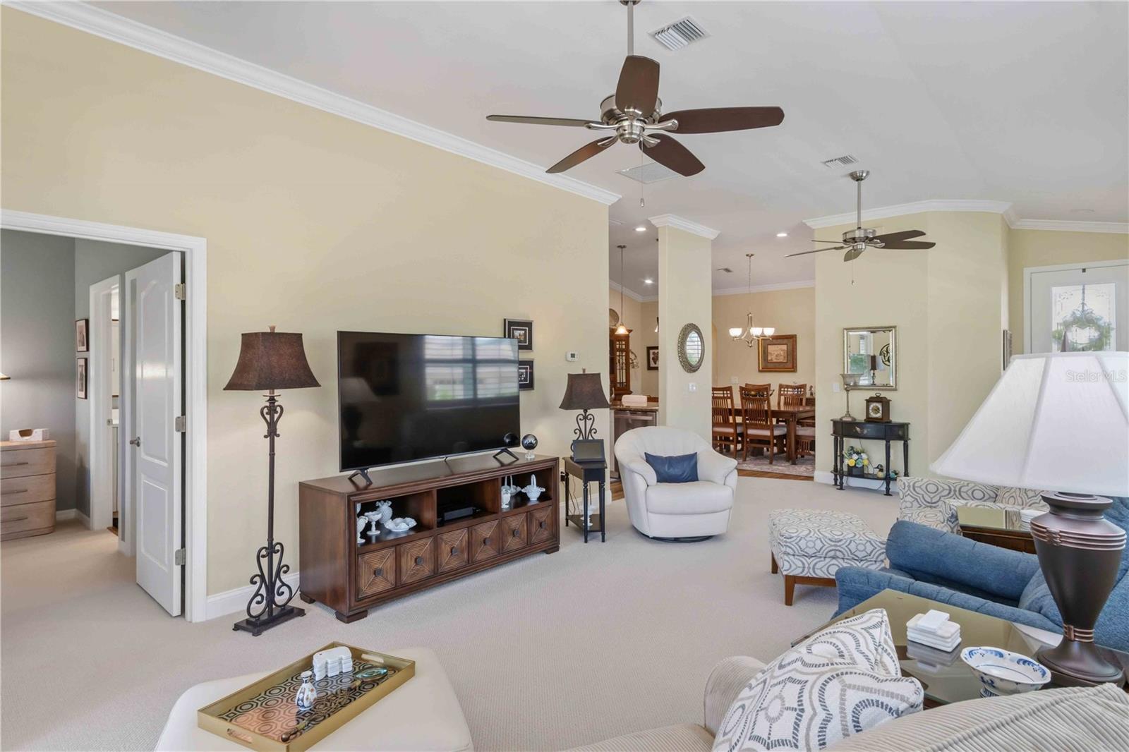 1001 Topelis Dr Property Photo 26