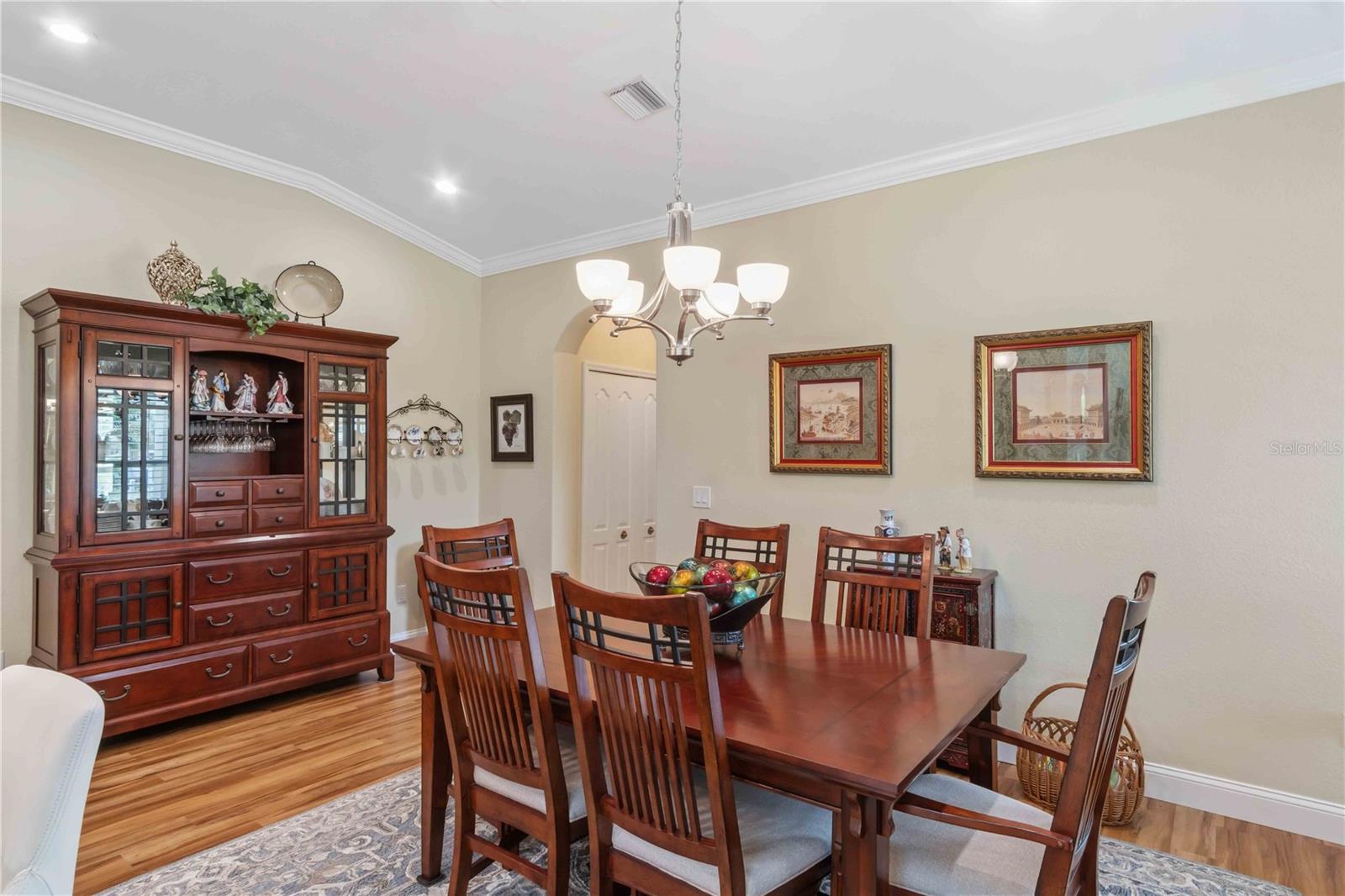 1001 Topelis Dr Property Photo 29