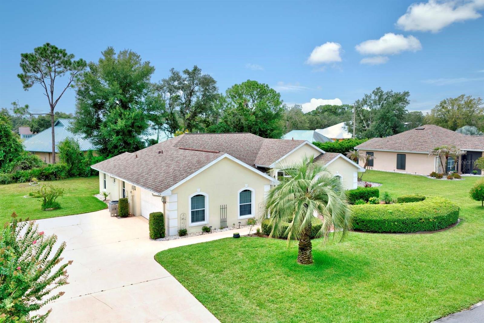 4253 Cremona Dr Property Photo 3