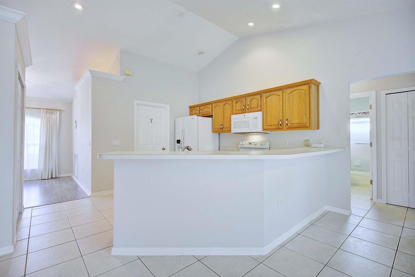 4253 Cremona Dr Property Photo 16