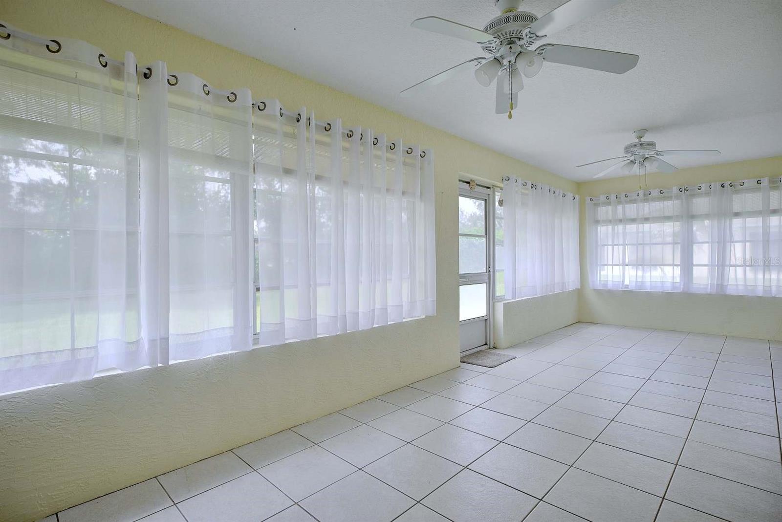 4253 Cremona Dr Property Photo 37