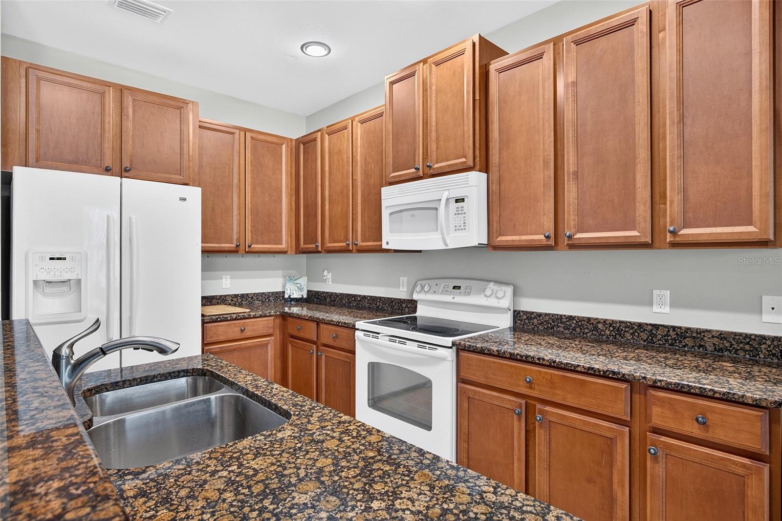 24803 Rio Villa Lakes Cir Property Photo 13