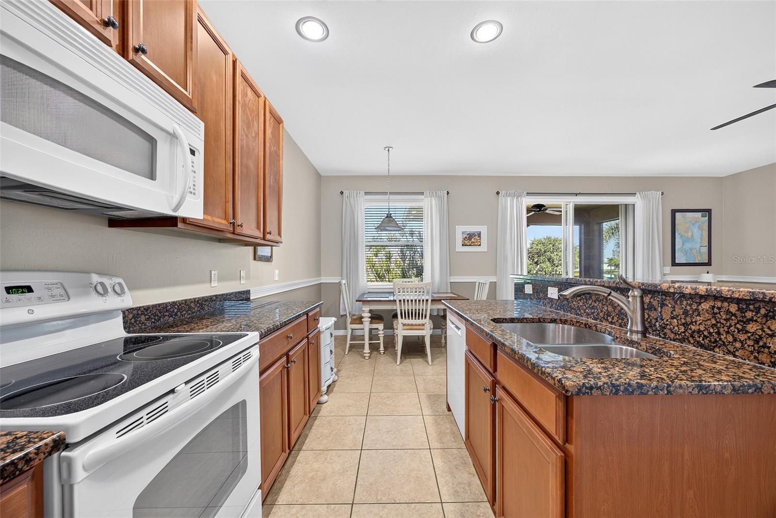 24803 Rio Villa Lakes Cir Property Photo 15