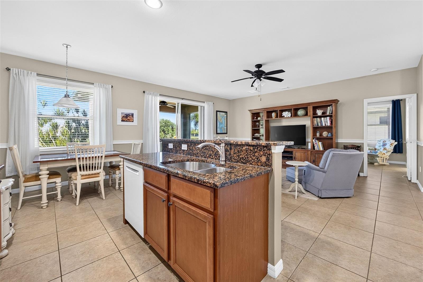24803 Rio Villa Lakes Cir Property Photo 16
