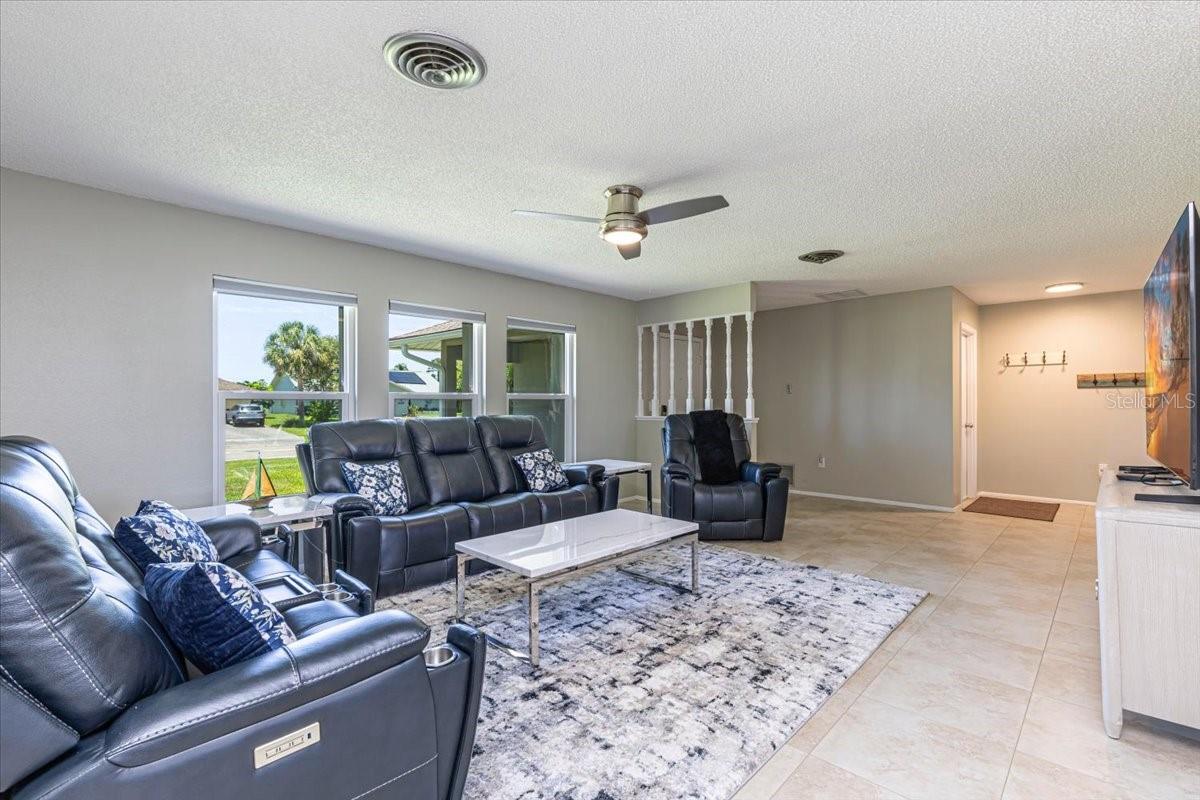 1234 Pinebrook Way Property Photo 8