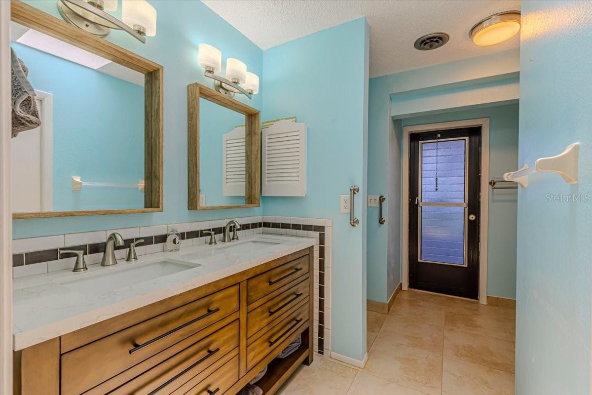 1234 Pinebrook Way Property Photo 17