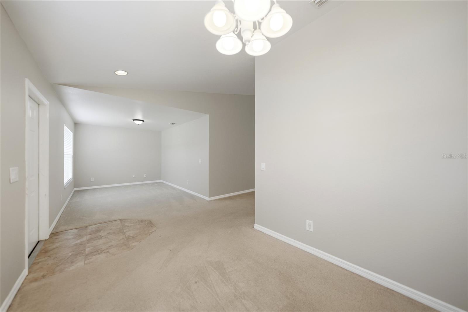 1516 Westover St Property Photo 4