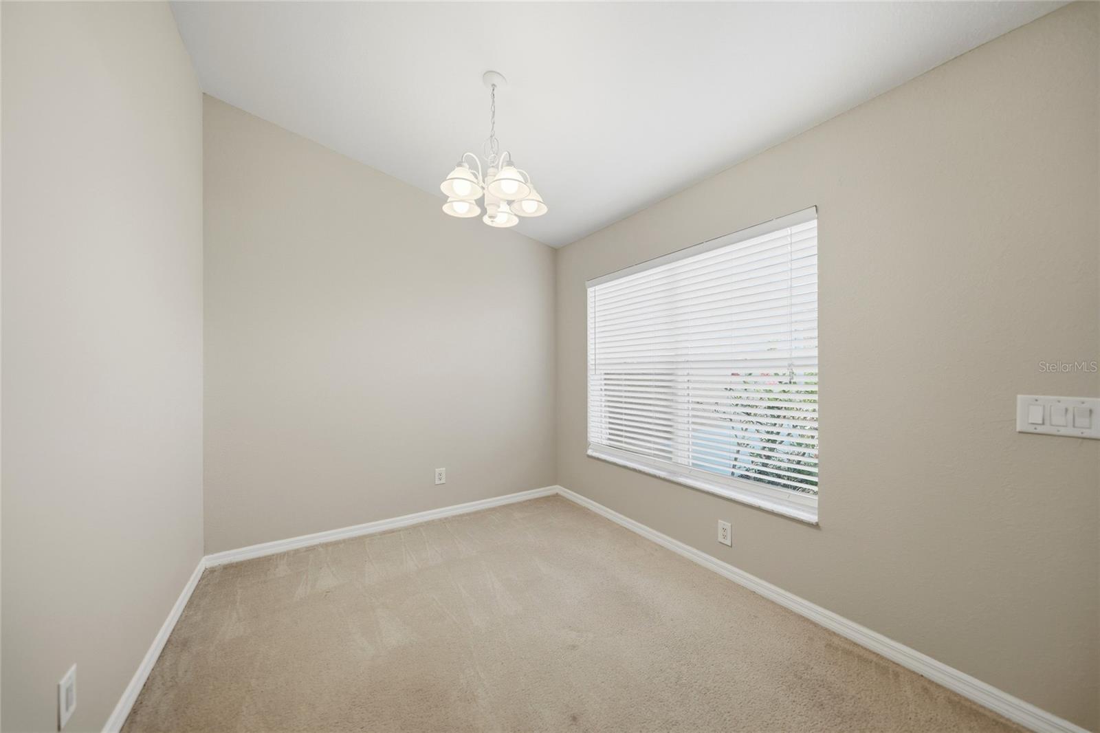 1516 Westover St Property Photo 5