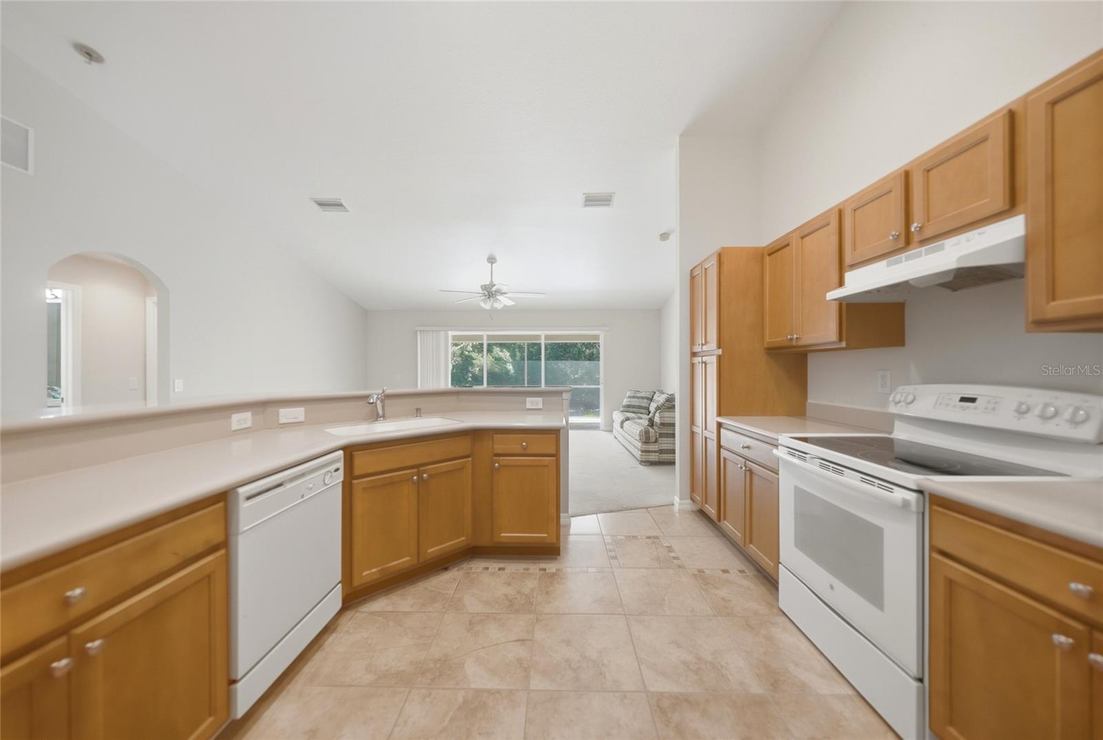 1516 Westover St Property Photo 10