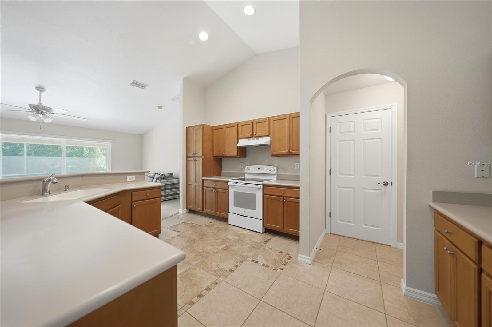 1516 Westover St Property Photo 11