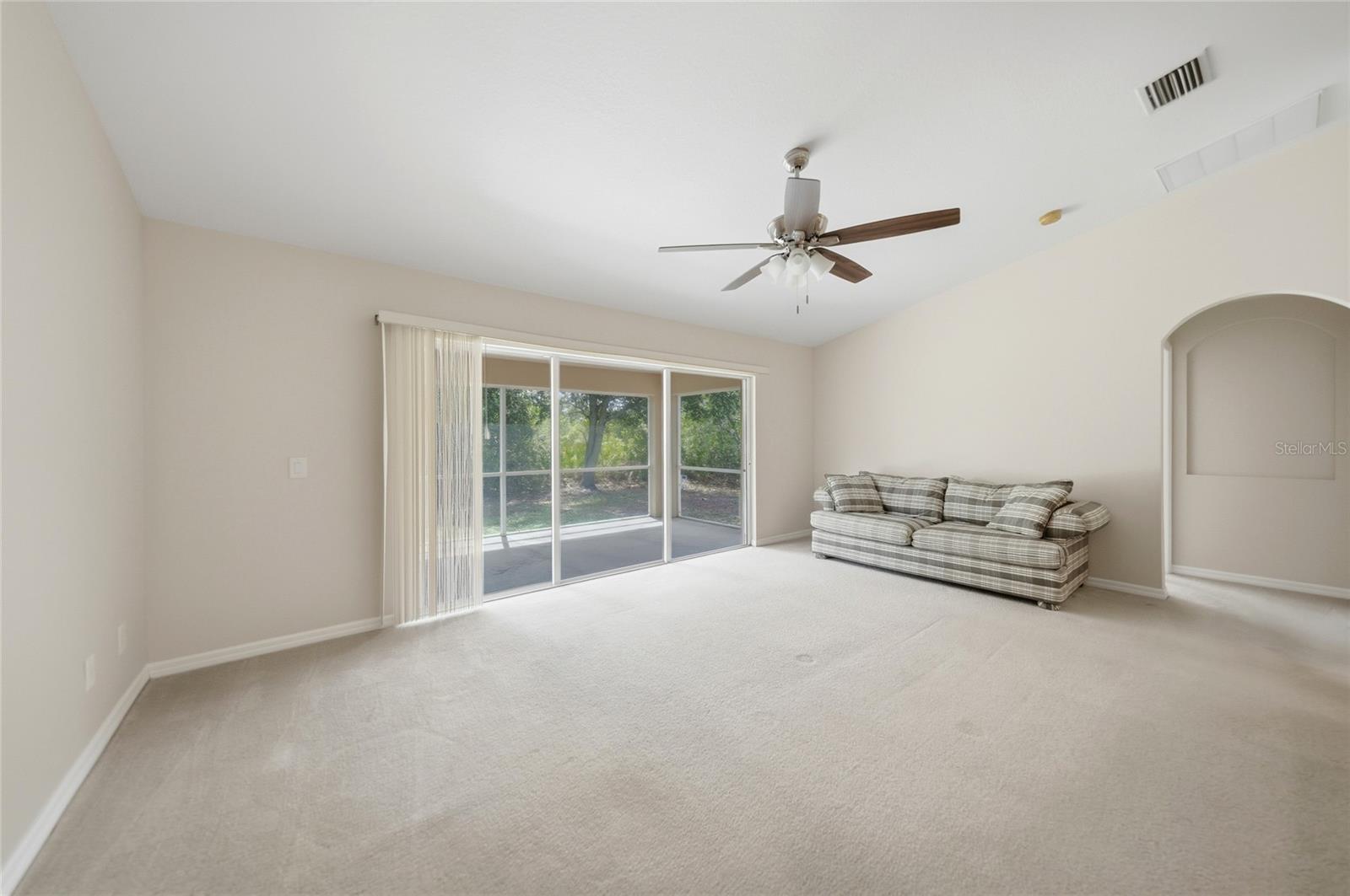 1516 Westover St Property Photo 12