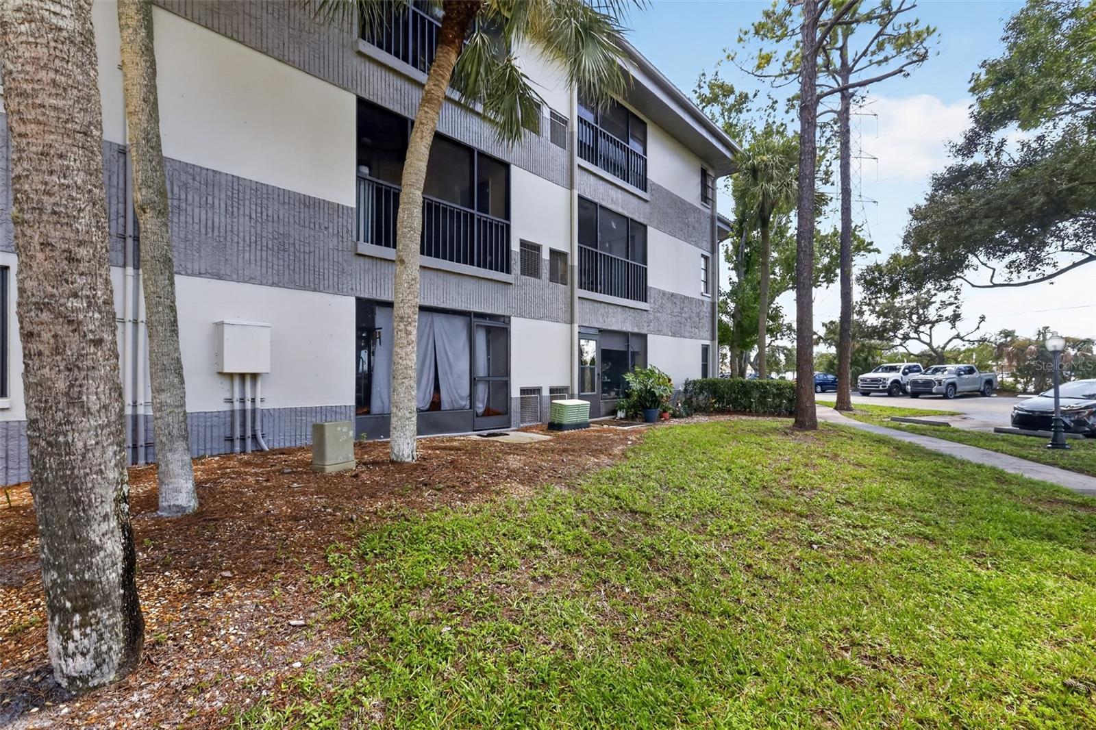 2650 Countryside Blvd #b104 Property Photo 25