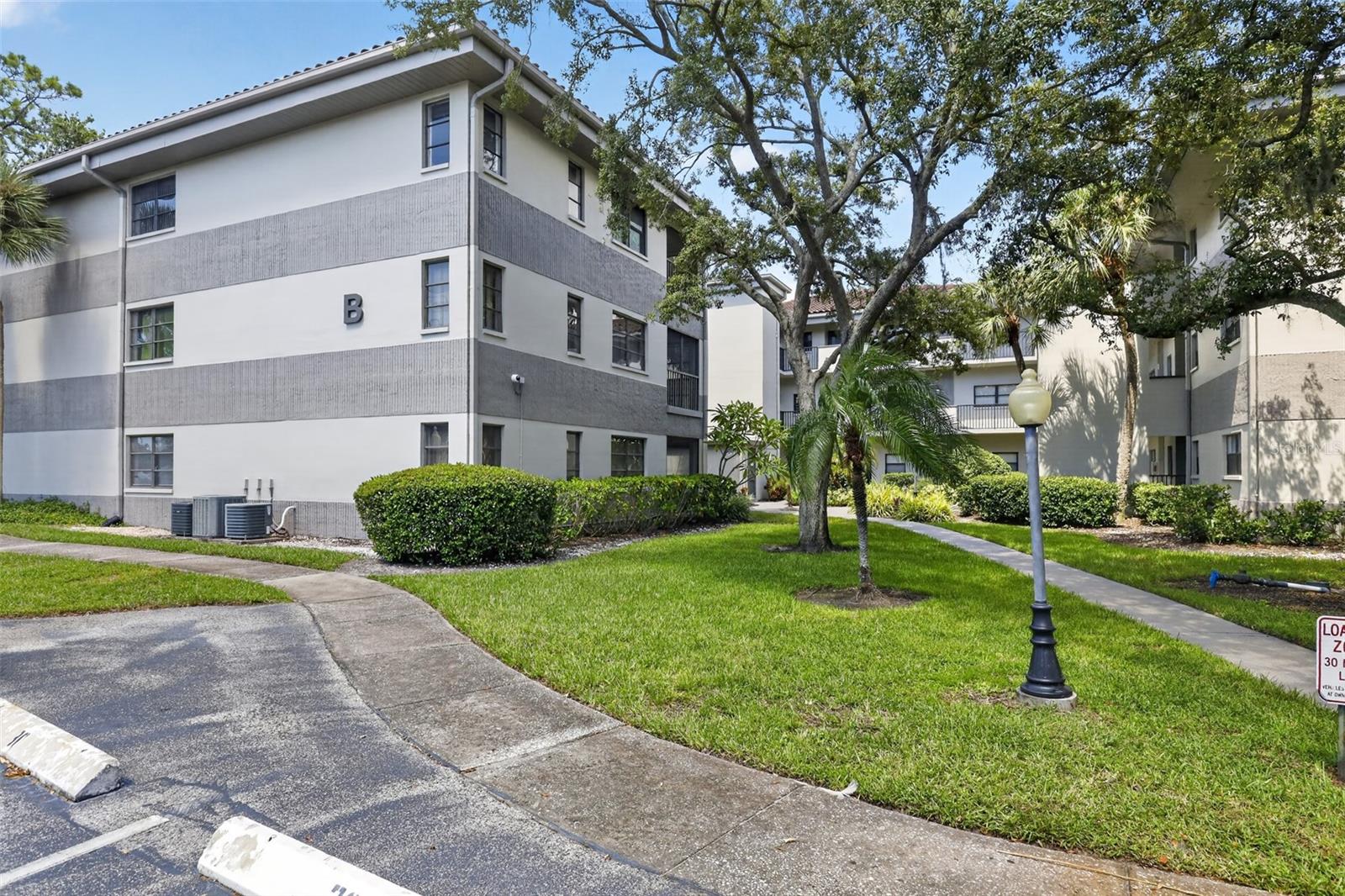 2650 Countryside Blvd #b104 Property Photo 27