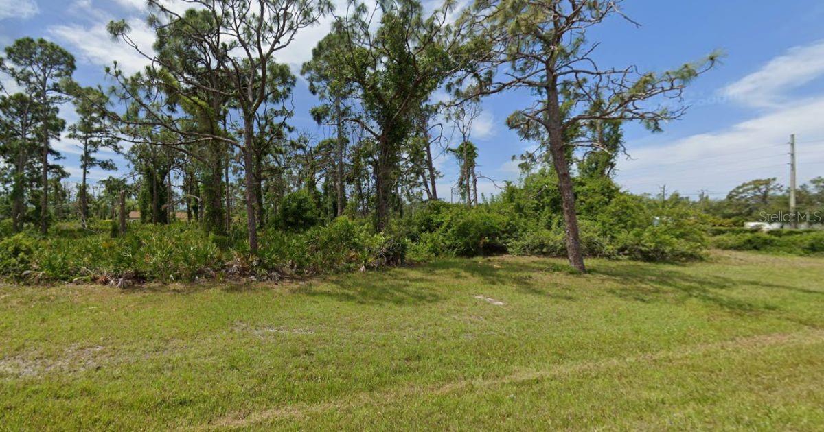 103 Glades Dr Property Photo 4