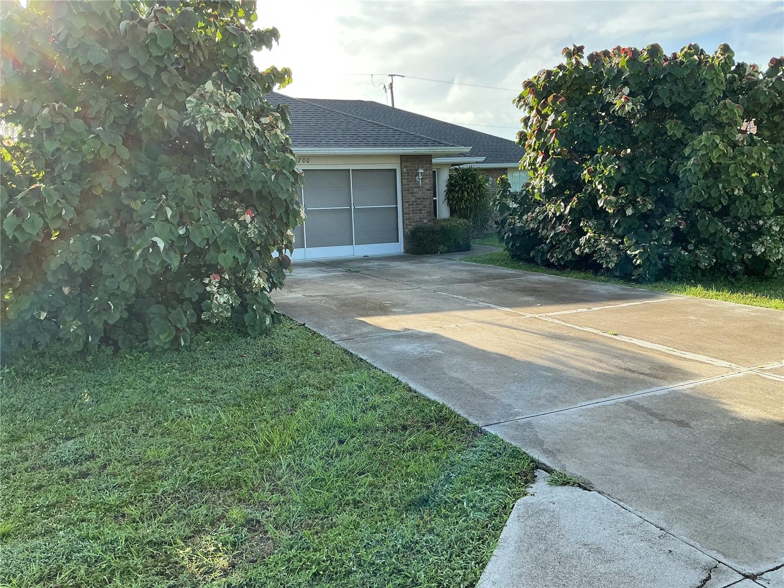 2700 S Biscayne Dr Property Photo 15