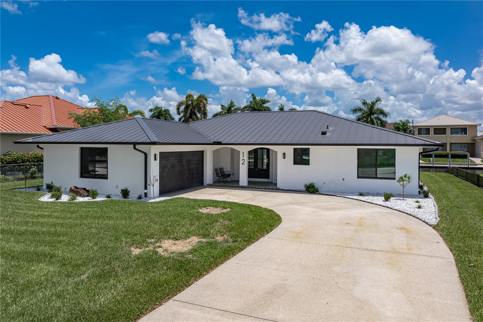 12 Sabal Dr Property Photo 2