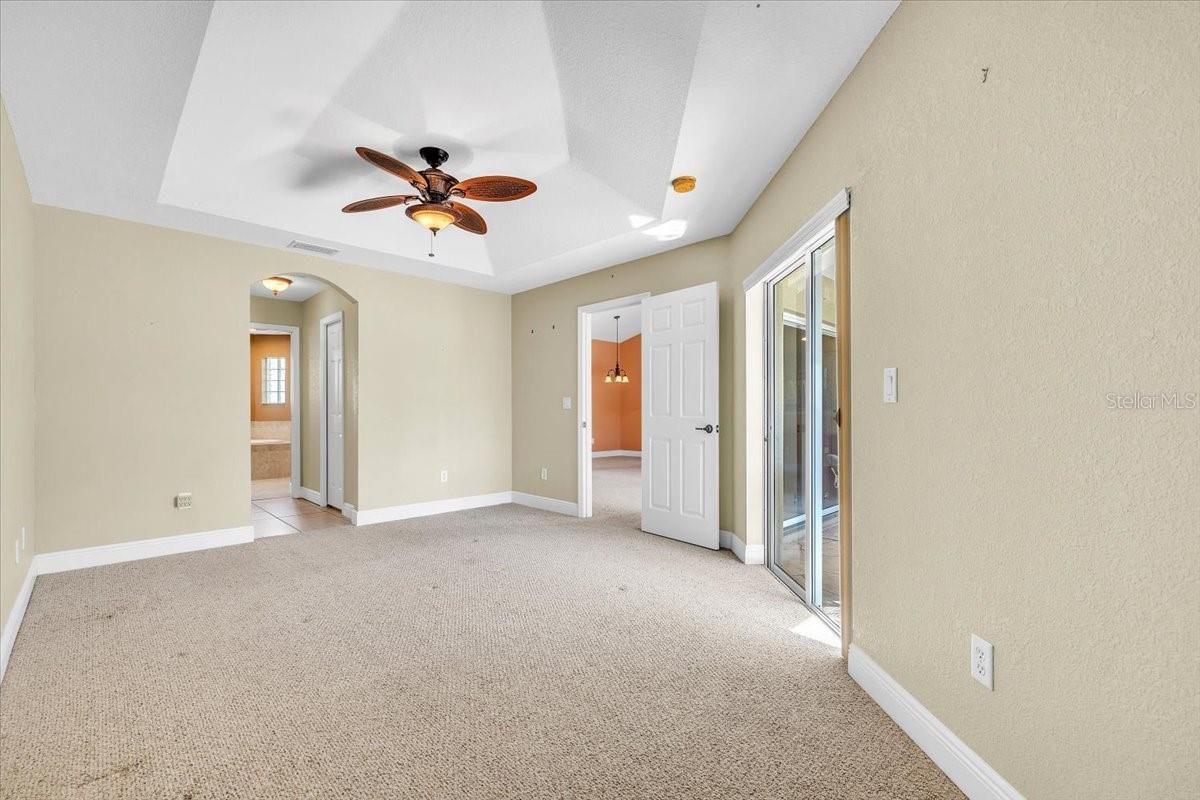 142 Australian Dr Property Photo 16