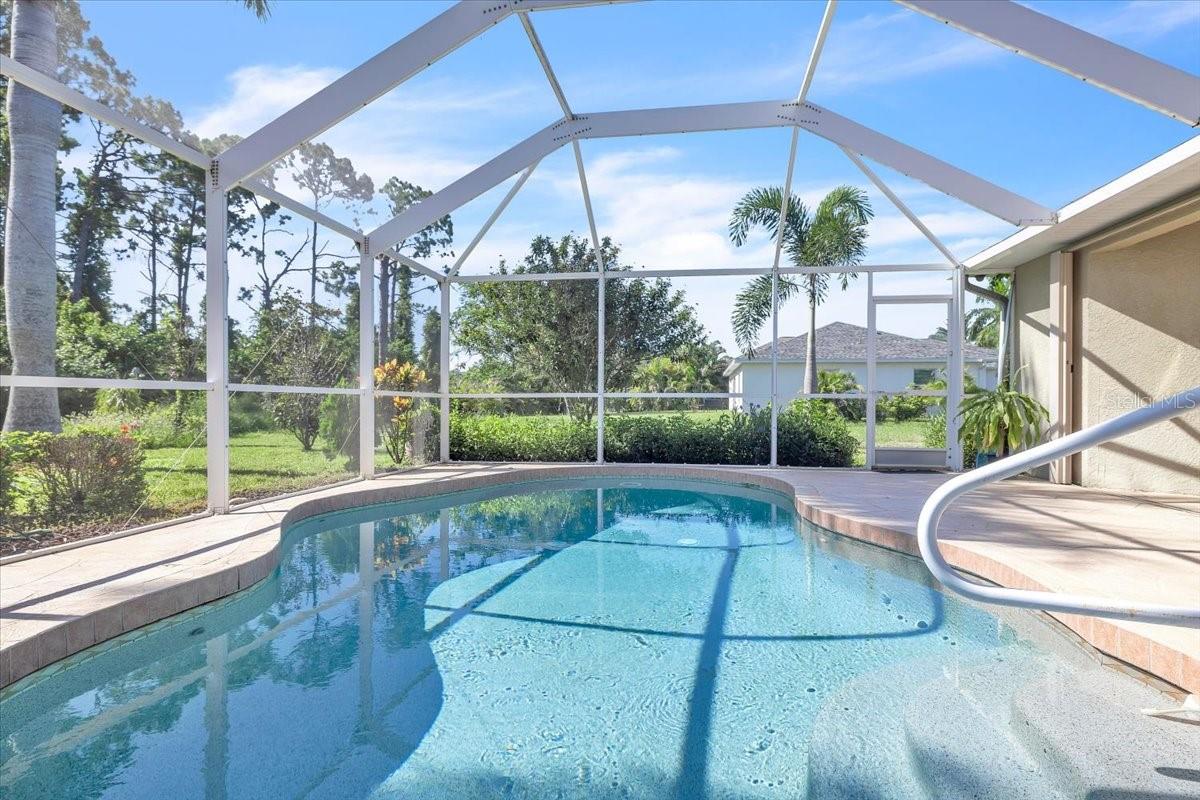 142 Australian Dr Property Photo 32