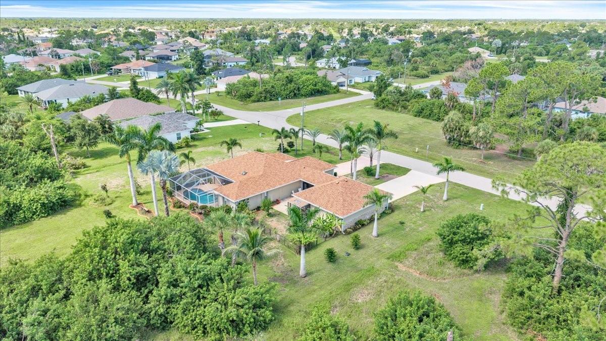 142 Australian Dr Property Photo 46