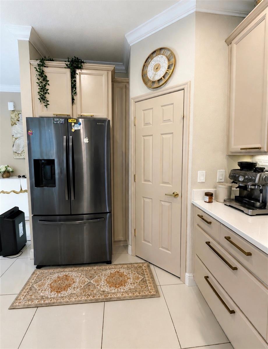 8630 Powder Ridge Trail Property Photo 10