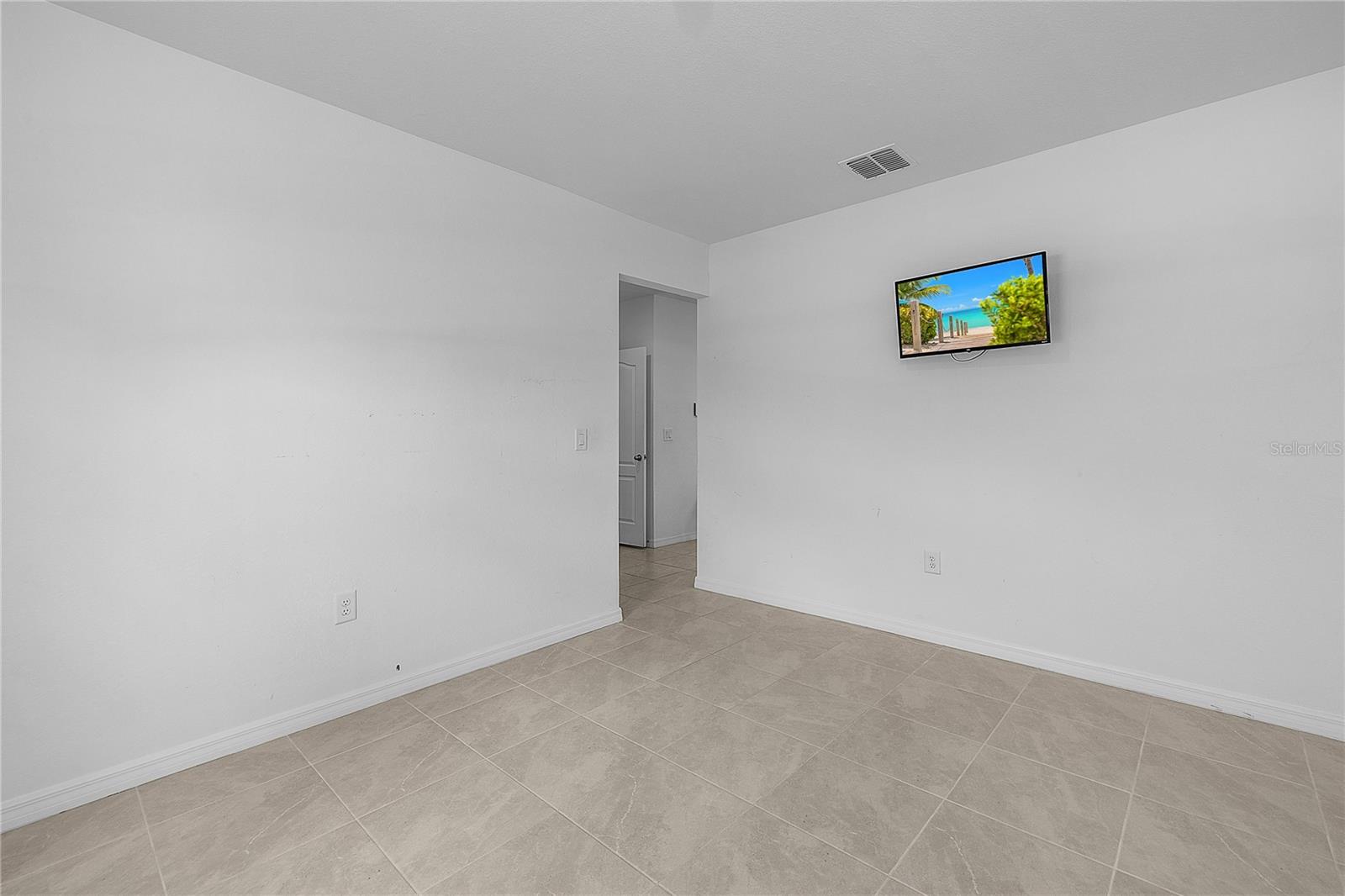 2281 Talbrook Ter Property Photo 15