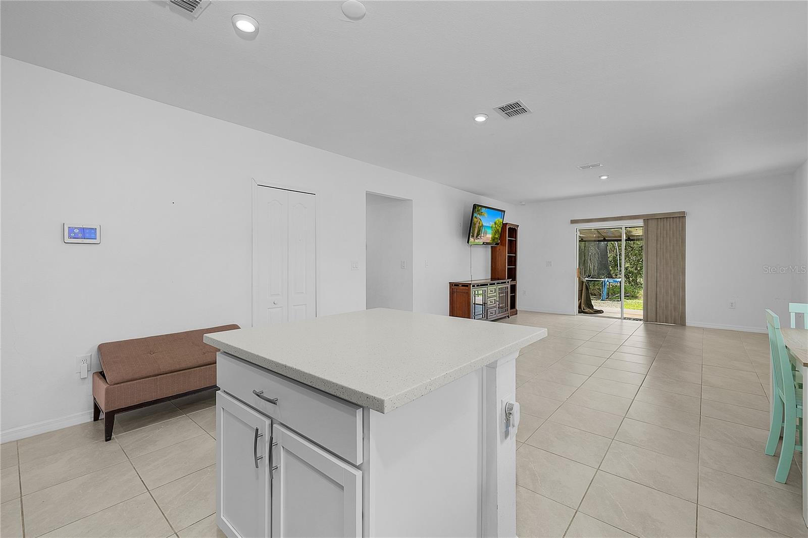 2281 Talbrook Ter Property Photo 17
