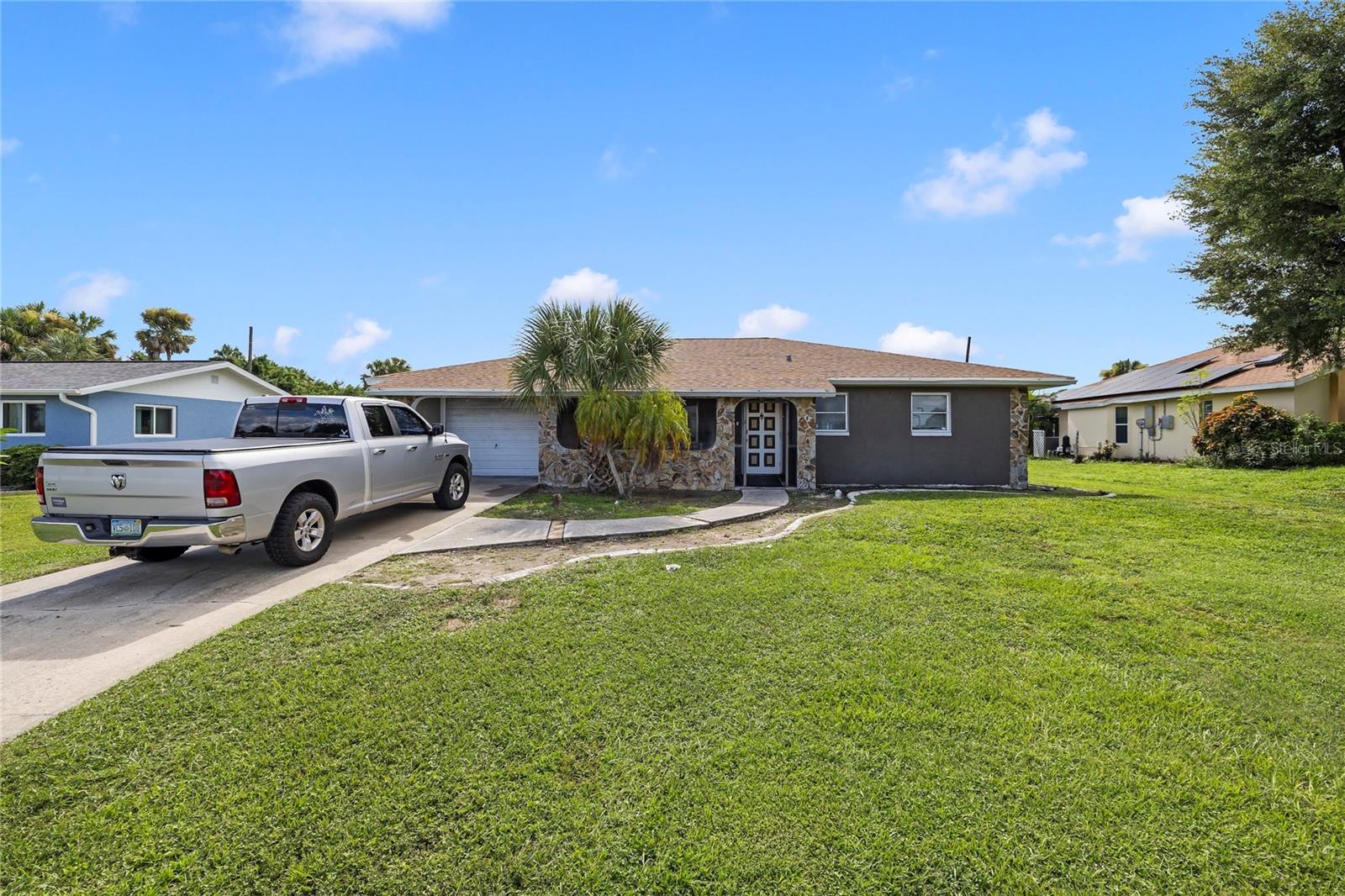 1547 SHEEHAN BLVD Property Photo 1