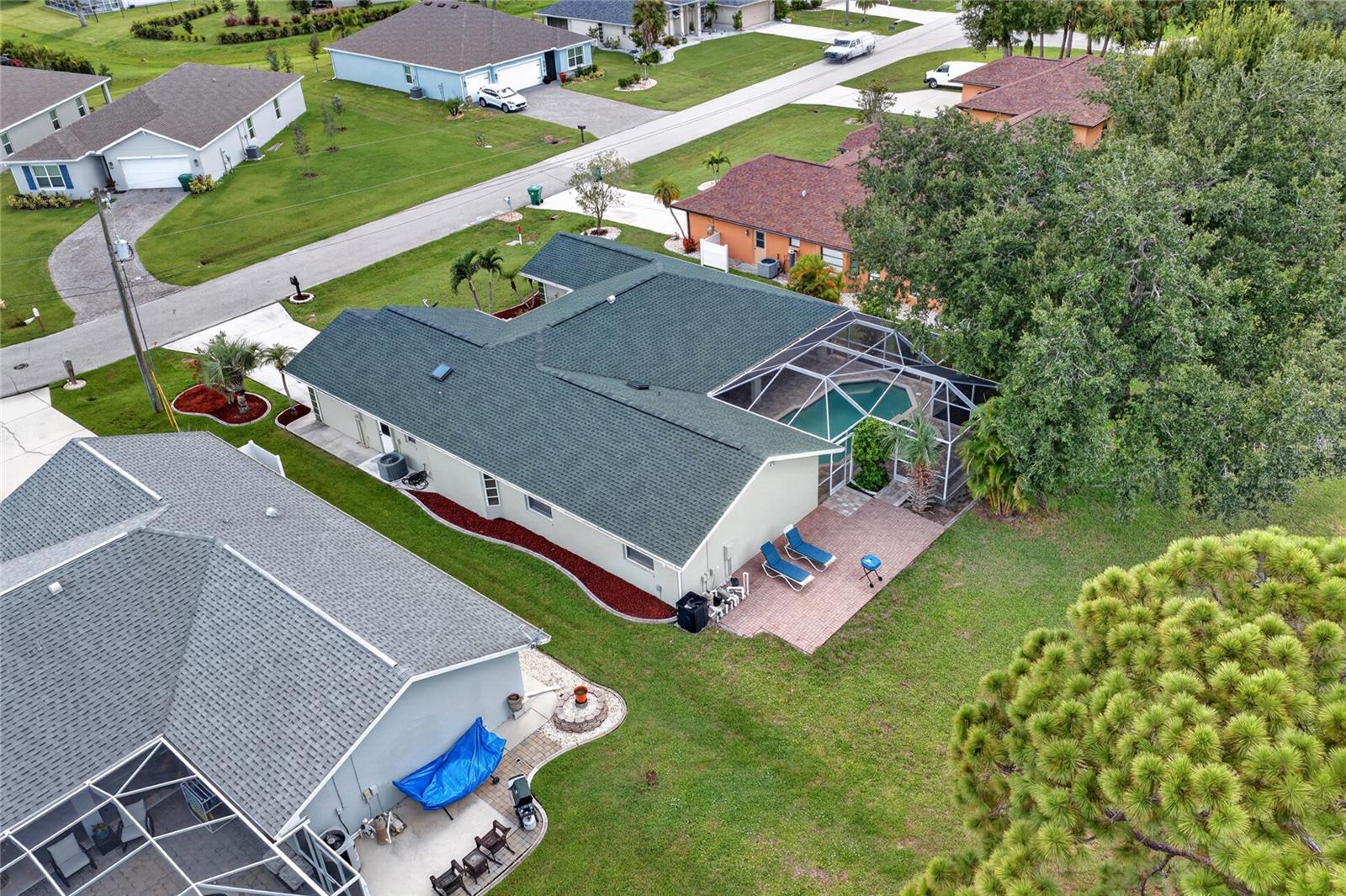 86 Santarem Cir Property Photo 43